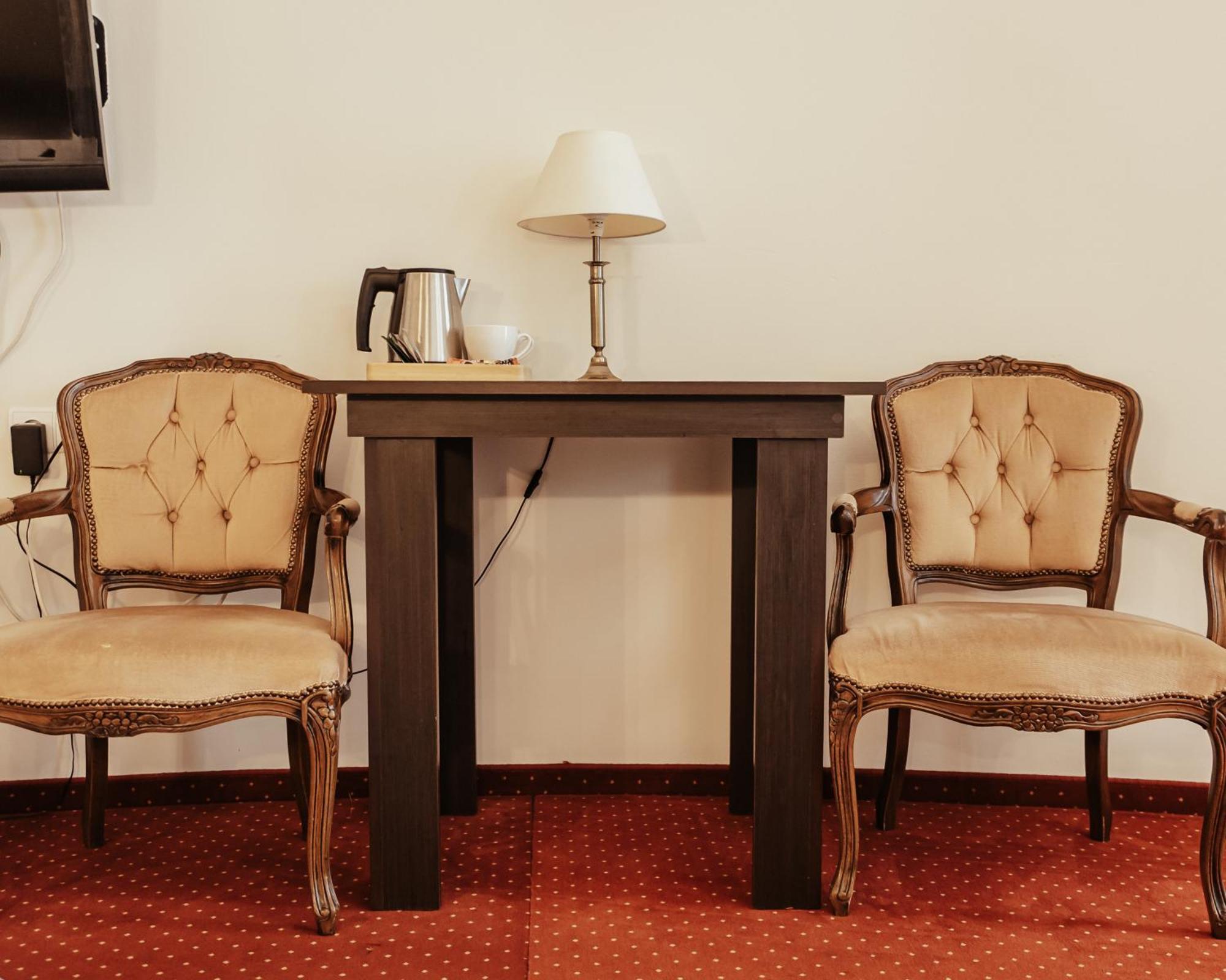 Hotel Korona リブニク エクステリア 写真