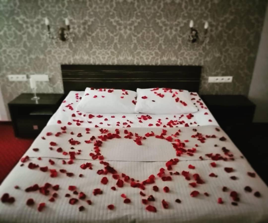 Hotel Korona リブニク エクステリア 写真